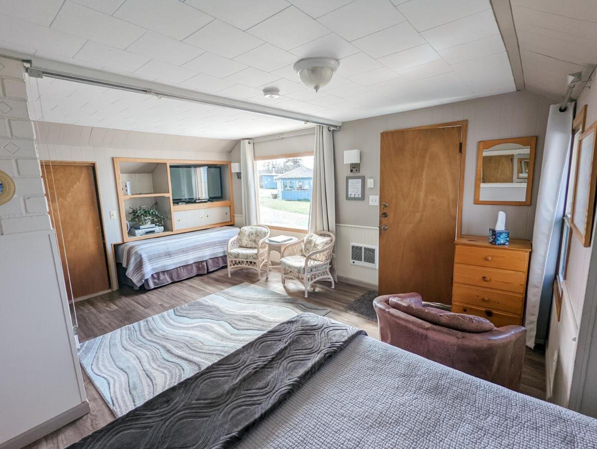 Juan De Fuca Waterfront Hotel & Cottages Sequim Exteriér fotografie