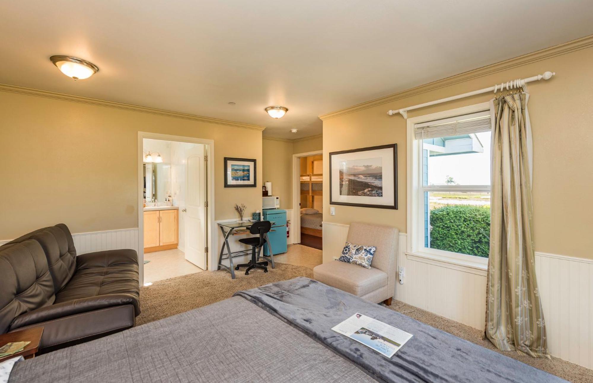 Juan De Fuca Waterfront Hotel & Cottages Sequim Exteriér fotografie